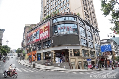 改造商業(yè)街的意義是什么,商業(yè)街改造,探尋其背后的多元意義 行業(yè)新聞 第4張 改造商業(yè)街的意義是什么,商業(yè)街改造,探尋其背后的多元意義 行業(yè)新聞 第4張